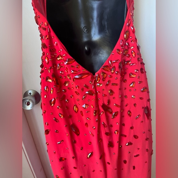 Mignon VM1531 Large Stone Beaded Gown size 8 - Picture 6 of 14